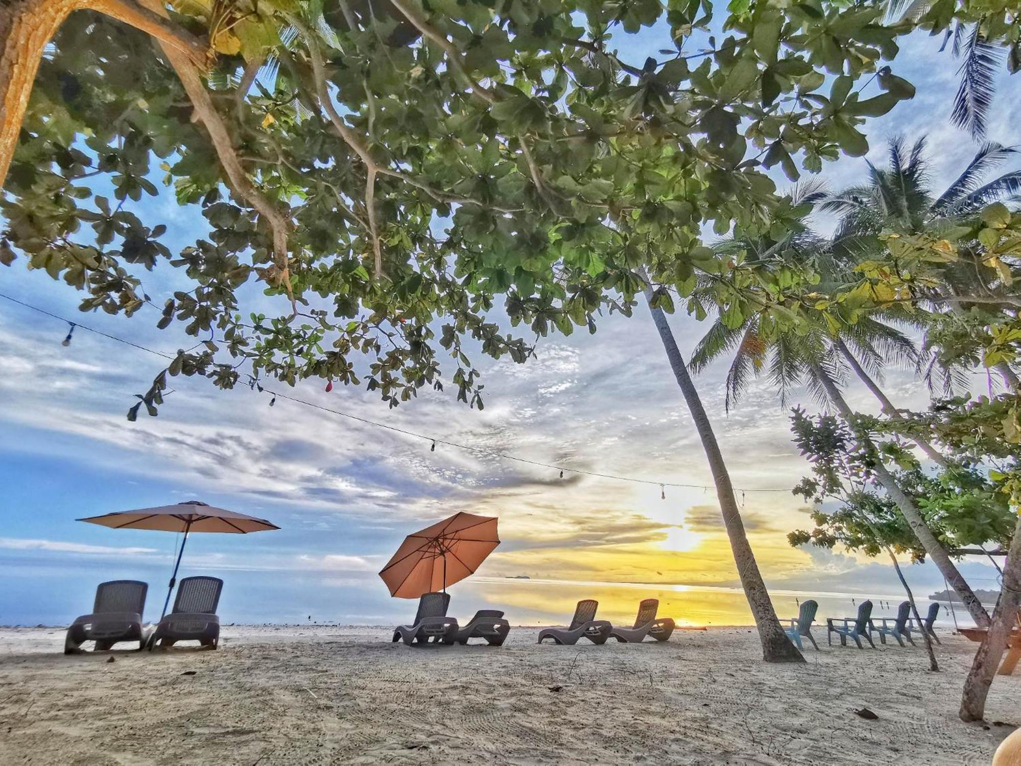 Siquijor Glamping Village 圣胡安 外观 照片